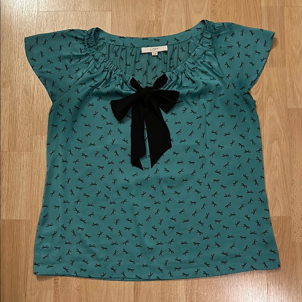 LOFT Turquoise and Black Bow Women's Top M